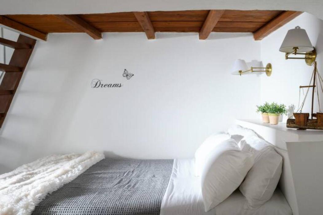 On An Island Suites & Apartments - Fira Εξωτερικό φωτογραφία